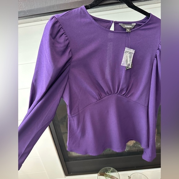 NWT PURPLE EXPRESS SIZE SMALL BLOUSE - Picture 1 of 8